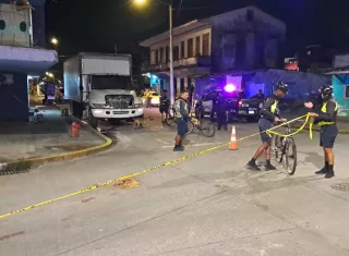 Zona acordonada por la Policía Nacional tras el ataque armado.