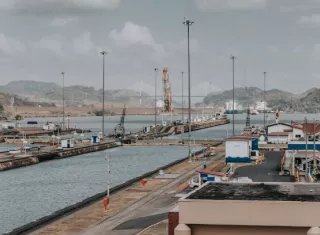 Excancilleres brindan su apoyo a Panamá. Foto: Pexels