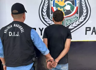 El sujeto fue remitido a órdenes del Ministerio Público para su debido proceso judicial. Foto: PN