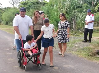 Jesús a pesar de su condición de salud es alegre y entusiasta.