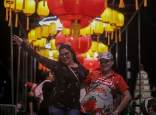 El Festival de Linternas Chinas estará en el Parque Omar hasta el 12 de febrero. Foto: Instagram 