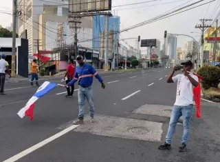 Harán una vigilia hoy en la Plaza 5 de Mayo a las 6 de la tarde.