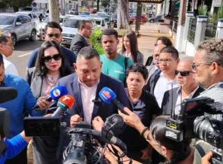 Presentación de denuncia contra director de la Policía Nacional.