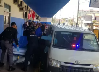 Llegada de los heridos al hospital.