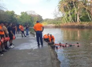 Prestarán servicios de salvamiento acuático durante los 4 días del carnaval.