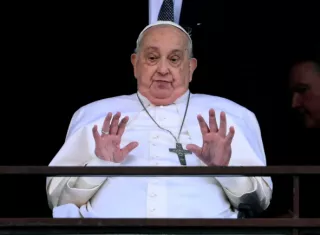 .- El papa Francisco volvió a salir de su residencia en el Vaticano. Foto: EFE