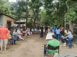 Los residentes insisten en la necesidad de reforzar la presencia policial y de poner en marcha investigaciones que permitan dar con los responsables. Foto: Thays Domínguez