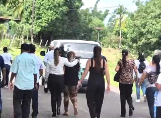 El sepelio se realizó este jueves en la comunidad de Los Higos.  /  Foto: Thays Domínguez 