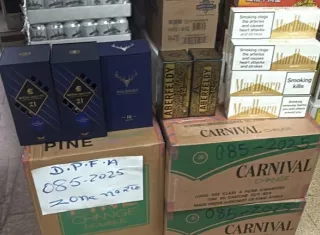 Licor y cigarrillos de contrabando.