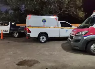 La víctima fue trasladada en un automóvil al cuarto de urgencia del Hospital Nicolás A. Solano, donde los galenos de turno no pudieron salvarle la vida.  /  Foto: Eric Montenegro