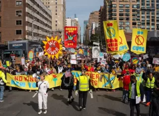 La protesta forma parte de una jornada nacional de acción "Sin Reyes". Foto: EFE