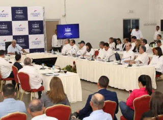 Mulino junto con sus ministros de Estado.  (Foto: Ilustrativa)