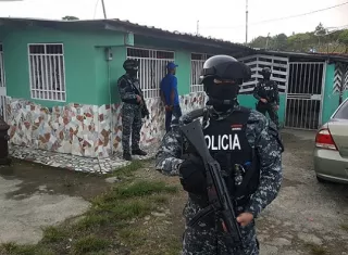 Los detenidos eran solicitados por la justicia por su presunta vinculación con actividades de pandillerismo.  /  Foto: Diómedes Sánchez