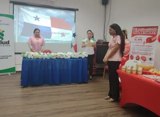 Las presentaciones fueron evaluadas por los galenos del Minsa Ibrahim Alvarado, Ricardo Brazier, Julio Palacios y Delia Santizo.  /  Foto: Diómedes Sánchez