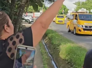 La caravana fue convocada a través de redes sociales con el hashtag "#AltoALaViolencia".  /  Captura de Video: EsteMetropolis