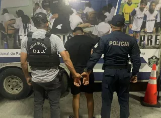 El sospechoso fue aprehendido en el mismo sector en donde ocurrió el crimen.  /  Foto: PN