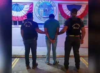 El presunto victimario deberá enfrentar en las próximas horas a un juez de Garantías para que se decida su situación legal.  /  Foto: Eric Montenegro