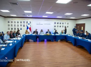 Instalación de la Comisión de Salario Mínimo.