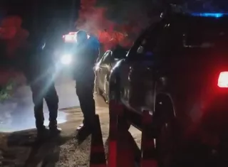 Por el momento se desconoce si se trató de una colisión y fuga o de una caída.  /  Captura de video: coberturaaquiyahora