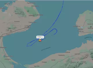 ¡Salsa! Dos cazas bombarderos ingresan al golfo de Venezuela 