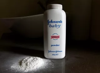 Johnson & Johnson deberá pagar $40 millones a mujeres que enfrentaron cáncer 