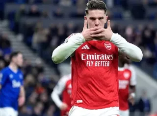 Arsenal gana y asegura pasar la Navidad en el primer lugar de la Liga Premier