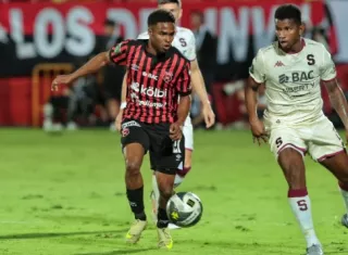 Alajuelense vence a Saprissa de Fidel Escobar y es campeón en Costa Rica