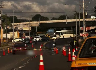La víctima falleció de forma instantánea.  /  Foto: Traficoapanama