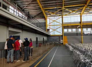 Tras 12 años de espera, el Colegio José Daniel Crespo recibe gimnasio y aulas 