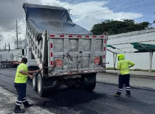 Pronto que se estarán colocando aproximadamente 180 toneladas de asfalto, como parte del plan de mantenimiento y rehabilitación vial.
