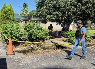 Dos encapuchados asesinan soldador y balean a su ayudante
