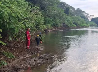 Búsqueda intensiva de niño de 13 años desaparecido en el río Santa María