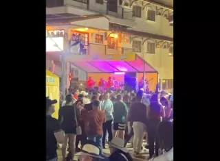 Calle Abajo de Las Tablas vibra con práctica de tonadas previo a Carnaval