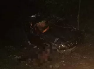 Tragedia vial en la comarca: un muerto tras volcarse vehículo doble tracción