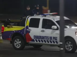 Militares por las calles de Caracas. Foto: EFE