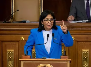 El líder de la oposición en España afirmó que la continuidad de Delcy Rodríguez "no sería más que una operación de continuidad del régimen". Foto: EFE