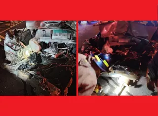 Los vehículos quedaron casi destruidos.  /  Foto: BCBRP