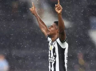 Kadir Barría, entre legionarios convocados para juegos ante Bolivia y México