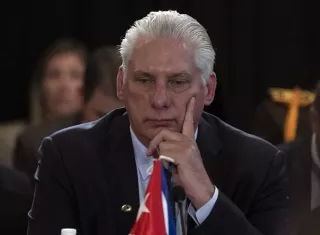 "Como demuestra la historia, las relaciones entre EE.UU. y Cuba, para que avancen, deben basarse en el Derecho Internacional en vez de en la hostilidad, la amenaza y la coerción económica", escribió Miguel Díaz-Canel en redes sociales. Foto: EFE