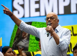 Presidente de la asamblea de Venezuela dice que han liberado a 400 personas 