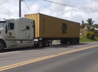 Se recomienda a los transportistas de carga pesada utilizar la autopista Panamá–Colón como ruta alterna autorizada.