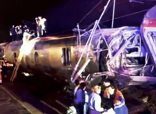 La circulación de trenes de alta velocidad entre Madrid y las ciudades de Córdoba, Sevilla, Málaga y Huelva quedará suspendida durante al menos durante todo el lunes 19 de enero. Foto: EFE