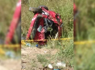 El vehículo quedó destrozado.  /  Foto: Eric Montenegro