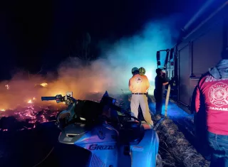 El incendio fue reportado a eso de las 7:30 p.m. del lunes. 