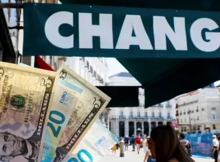 El temor a un nuevo cierre de la Administración federal estadounidense a partir del sábado añade más leña al fuego. Foto. EFE