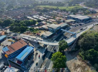 Se prevé que a mediados del mes de febrero estén concluidos los retornos, aceras y rotondas.