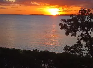 En Mariato existen múltiples atractivos naturales con alto potencial, como playas, ríos, puertos, senderos y costas de gran belleza, que no han podido ser aprovechados turísticamente por la carencia de caminos y carreteras de acceso adecuados. Foto. Melquíades Vásquez