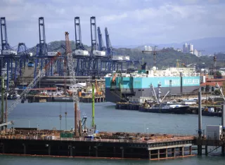 Calma en los puertos. Movimiento se mantiene igual.