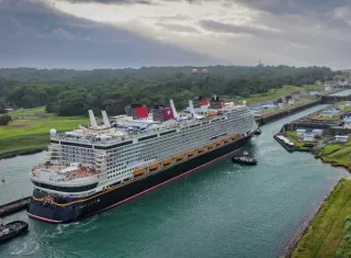 Este crucero tiene capacidad para unos 6,700 pasajeros. Foto. ACP