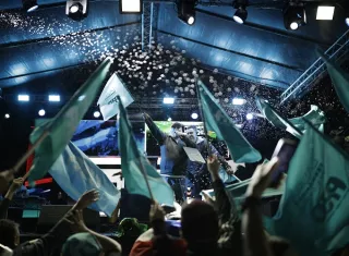 La misión de la OEA también reconoció "la solidez y el profesionalismo del Tribunal Supremo de Elecciones (TSE) y sus funcionarios" y que "la votación, el proceso de conteo y la divulgación de los resultados preliminares se llevaron a cabo de manera transparente". Foto. EFE